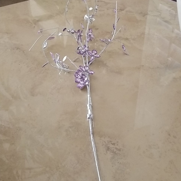 Purple Glass Flower Strand - Picture 6 of 6